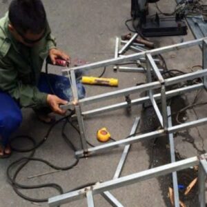 Thợ hàn sắt Tại Hà Nội